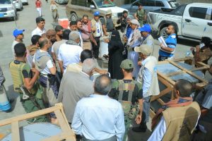 قحيم يدشن مشروع توزيع معدات الألبان لمراكز تصنيع الحليب بالحديدة