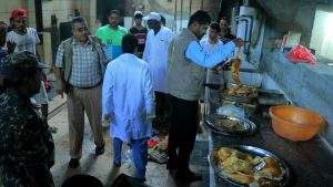 نزول ميداني للرقابة على الأسواق ومحلات بيع اللحوم في مديريات مركز الحديدة