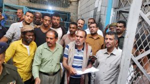النائب العام يوجه بالإفراج عن 350 سجينا ممن قضوا ثلاثة أرباع المدة بالحديدة