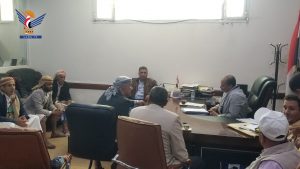 رئيس هيئة الموارد المائية يستقبل عدداً من المواطنين للاستماع إلى شكاويهم