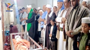 تشييع جثمان العلامة حسين المفتي بمحافظة تعز