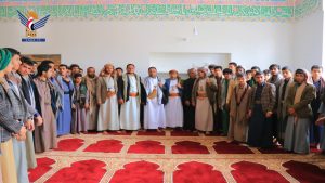 وزير الدولة يتفقد الأنشطة الصيفية بمدرسة الإمام الهادي في بني حشيش بصنعاء