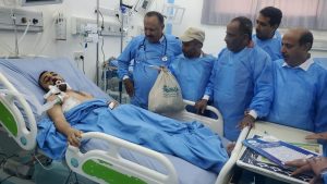 الكباري والحميري يدشنان مشروع توزيع الزكاة العينية على مرضى الفشل الكلوي والجرحى بالحديدة