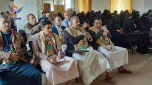 اجتماع بالأمانة يناقش سبل إنجاح أنشطة وبرامج المركز الصيفية بمديريتي شعوب ومعين