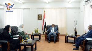 وزير النقل يلتقي الممثل المقيم لبرنامج الأمم المتحدة الإنمائي