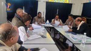 الهيئة الإدارية بمحافظة صنعاء تناقش تنفيذ المشاريع التنموية