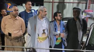 نائب وزير النفط يطلع على الوضع التمويني لمادة الغاز بمحافظة إب