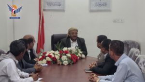 مناقشة الإجراءات الكفيلة بتعزيز الإيرادات في تعز