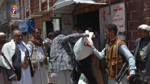 تدشين توزيع بذور القمح المحسنة على المزارعين في بعدان بإب