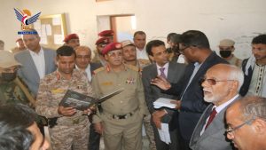 اللجنة الفنية المعنية بالإشراف على تنفيذ خطة حماية الأطفال تزور أحد مراكز التجنيد بصنعاء