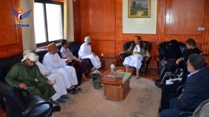 مدير عام هيئة المواصفات يلتقي وفد رجال الأعمال العماني