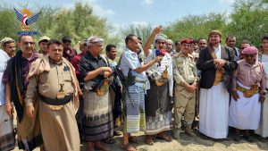 أمين العاصمة وعدد من القيادات يزورون المرابطين في جبهات عبس بحجة