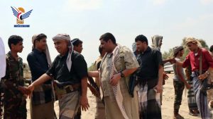 نائب وزير الثروة السمكية يزور المرابطين في جبهة الساحل الغربي بحجة