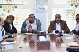 مناقشة تعزيز التعاون والتنسيق بين هيئة الزكاة والغرفة التجارية بالأمانة