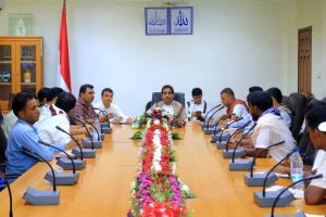 مناقشة جوانب دعم منتجي الألبان بمحافظة الحديدة