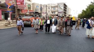 أمين العاصمة يتفقد سير العمل بمشروع سفلتة شارع مذبح في معين