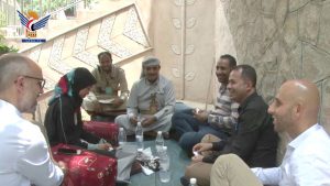 عضو السياسي الأعلى السامعي يلتقي نائب رئيس بعثة لجنة الصليب الأحمر باليمن