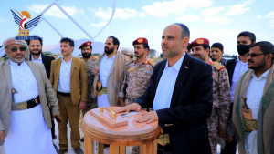 الرئيس المشاط يضع حجر الأساس لمشروع حديقة 21 سبتمبر