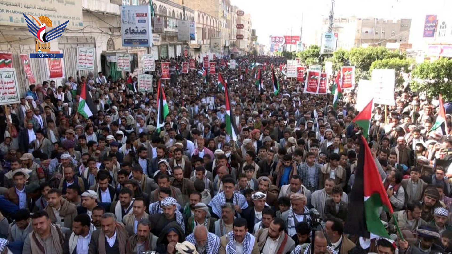 مسيرة حاشدة بعمران تأييد لعملية “طوفان الأقصى” وإسناداً للمقاومة الفلسطينية