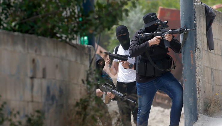حماس تشيد بتصدي المقاومين البطولي للعدوان الصهيوني على مخيم نور شمس