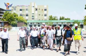 الاطلاع على مستوى تنفيذ مشروع الطاقة البديلة في جامعة الحديدة