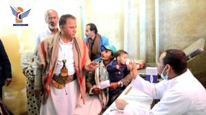 نائب وزير الصحة يدشن مخيماً طبياً مجانياً في مديرية حيدان بصعدة