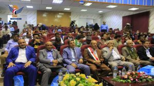 وزير التعليم العالي يدشن المسابقة التنافسية بين طلاب الجامعات اليمنية بمهرجان الإنشاد