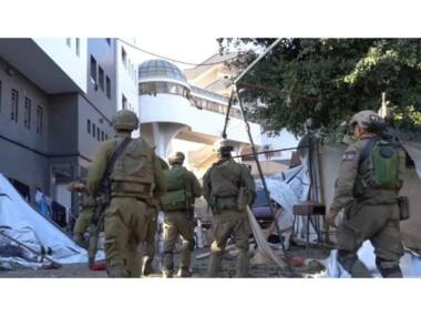إصابة فلسطينيين بمواجهات مع قوات العدو بعد اقتحام جامعة القدس