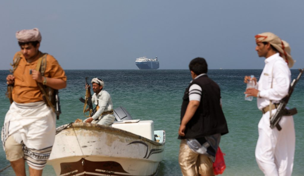 إعلام أمريكي: اليمن لا يقبل التراجع.. وردع واشنطن البحري يفشل