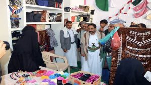 الجيلاني يتفقد معرض “أنامل يمانية” لتسويق منتجات الأسر المنتجة بمحافظة صنعاء