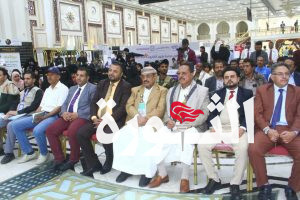 السامعي يفتتح معرض بروج العائلي بصنعاء