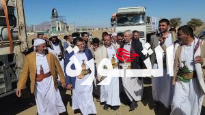 عضو السياسي الأعلى الحوثي يدشن توزيع أسطوانات الغاز لأسر الشهداء في صعدة مجاناً