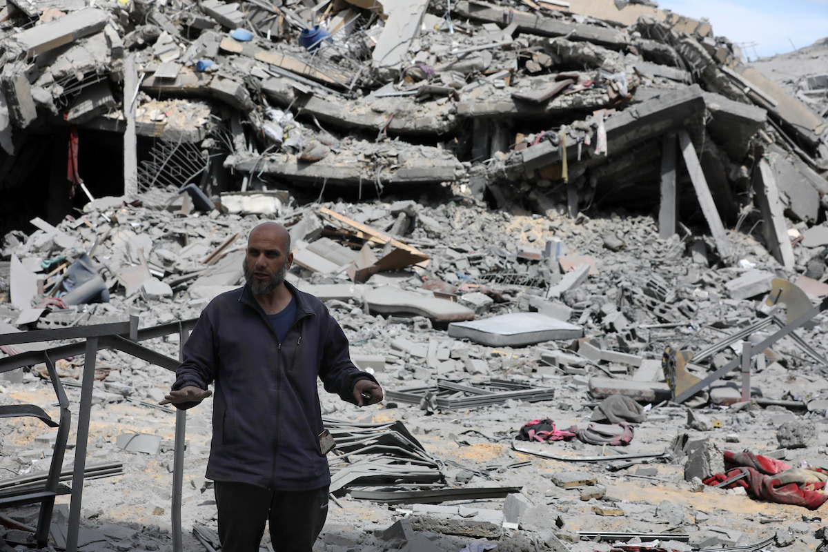 الإعلام الحكومي بغزة: العدو الصهيوني يستهدف 12 منزلاً الليلة الماضية