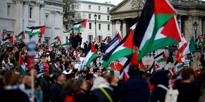 مظاهرة حاشدة في لندن للمطالبة بوقف العدوان الصهيوني على غزة