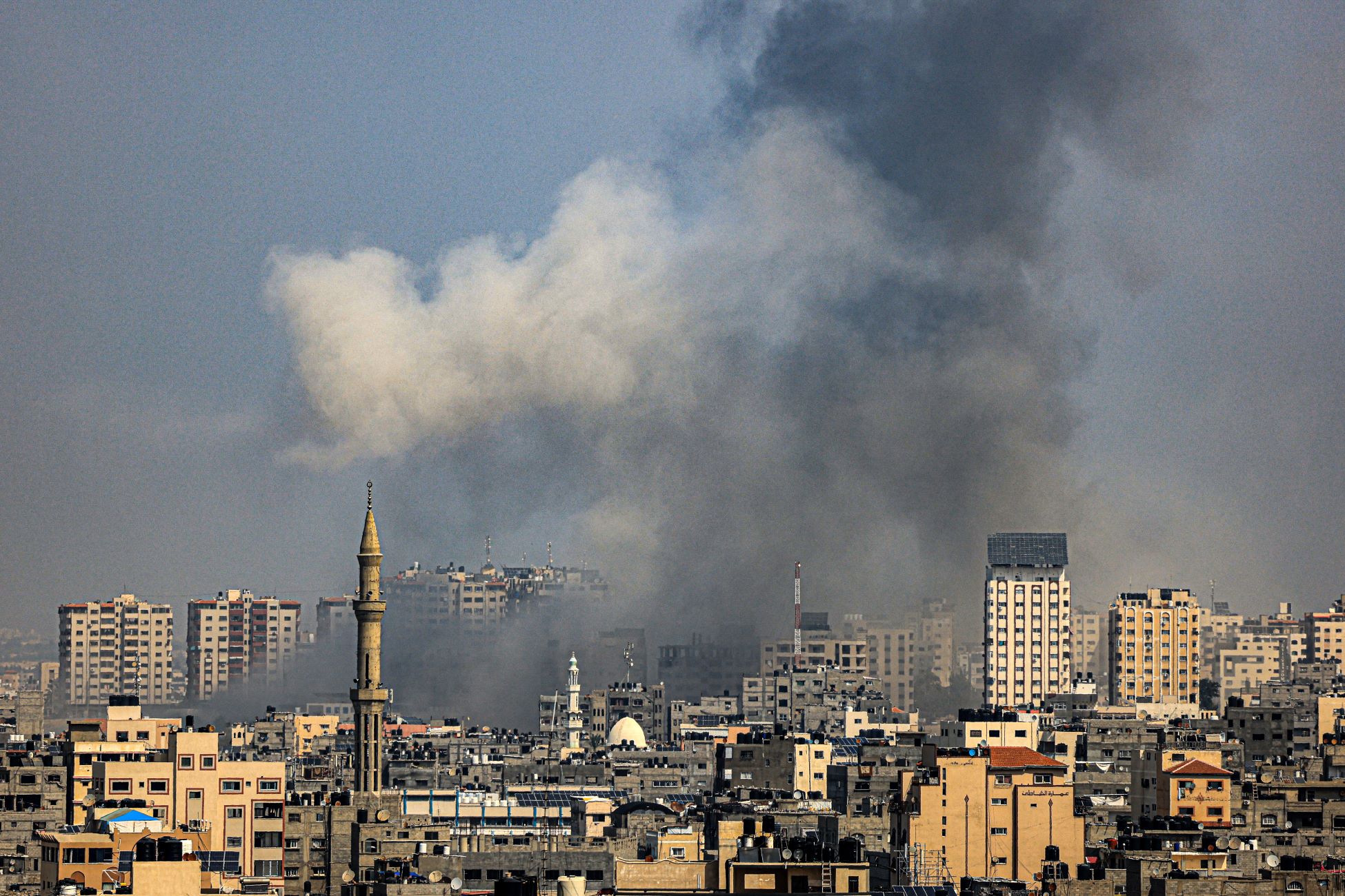 اليوم الـ155 للعدوان على قطاع غزة: عشرات الشهداء الفلسطينيين والجرحى في قصف العدو الصهيوني المتواصل