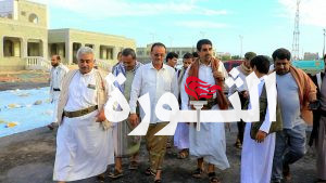 البشري يزور خيمة بازرعة الخيرية لإفطار الصائمين بمدينة الحديدة