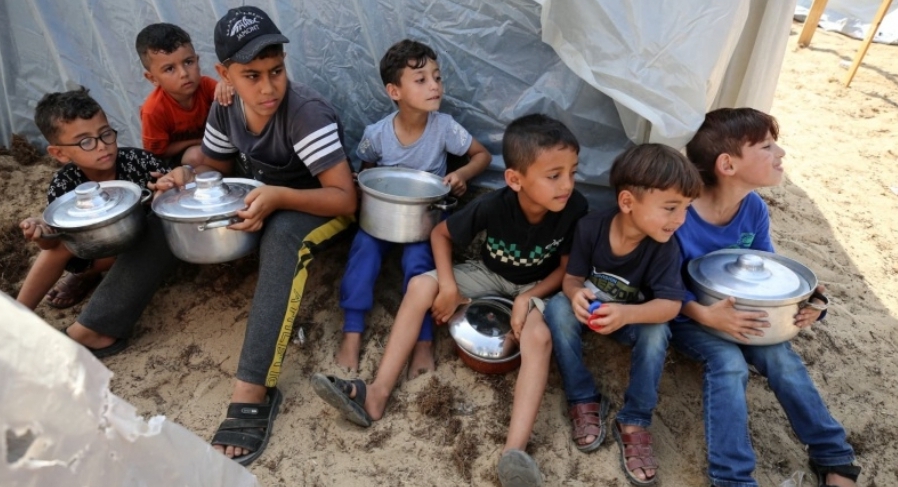 برنامج الأغذية العالمي يحذر مجددا من المجاعة شمال في غزة