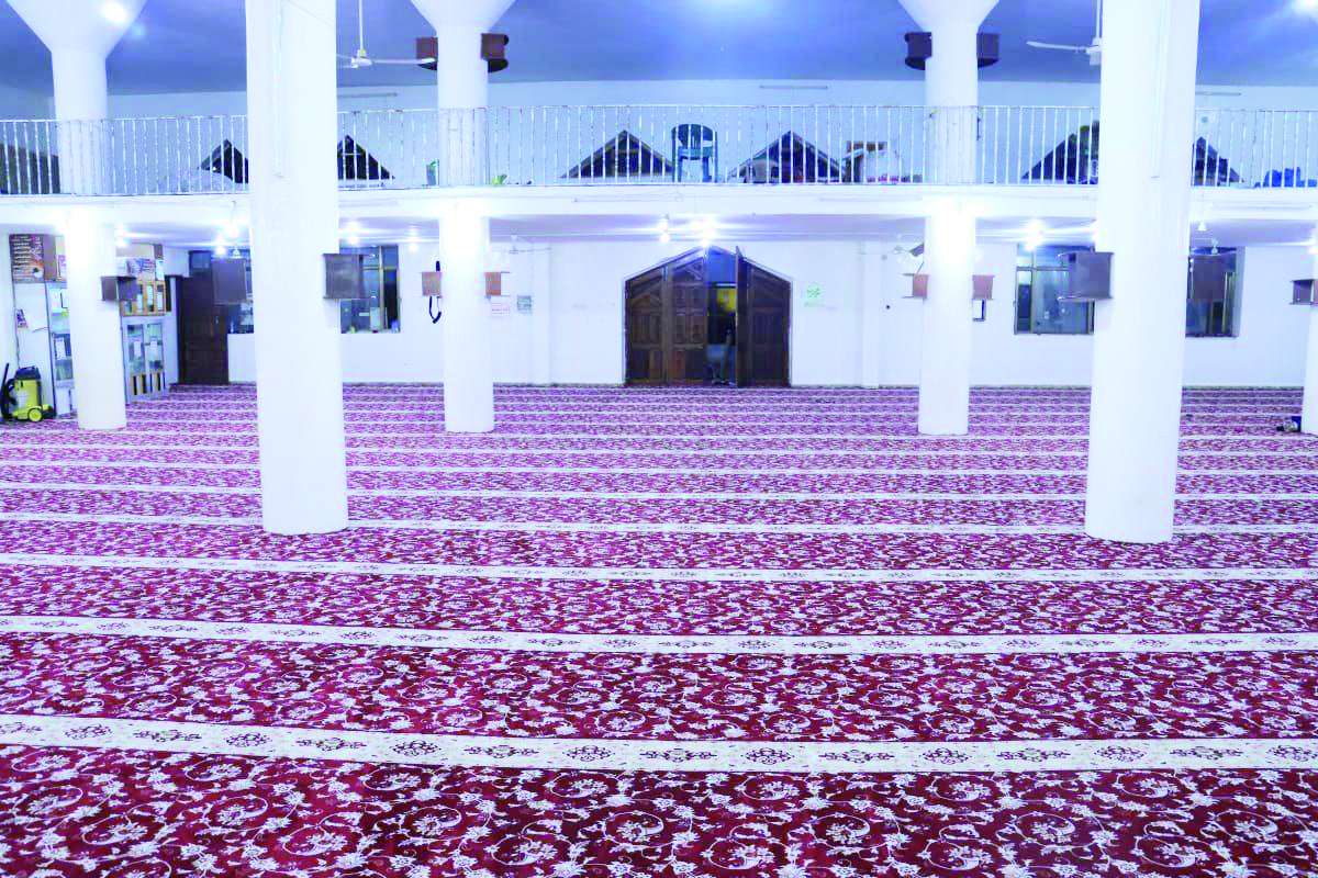 أوقاف أمانة العاصمة.. تنظيف وصيانة أكثر من 300 مسجد منذ بداية العام 1445هـ
