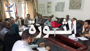 وزير المياه يرأس اجتماعاً لمناقشة آلية مراجعة خطة الاستجابة لمكافحة الكوليرا