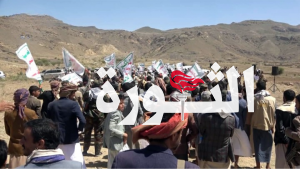 مديرية سنحان تشهد مسيرا راجلا ومناورة عسكرية لخريجي دورات “طوفان الأقصى”
