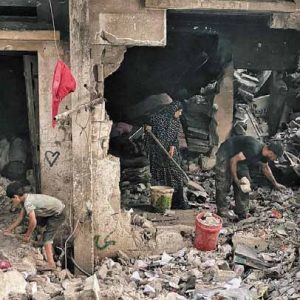 “إسرائيل” تُدمر مقومات الحياة في غزة