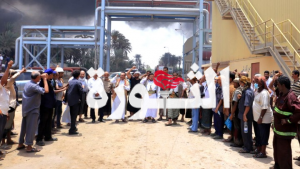 بعد انقطاعها جراء العدوان الإسرائيلي.. الفرق الفنية بمؤسسة الكهرباء تعيد التيار الكهربائي لمحافظة الحديدة