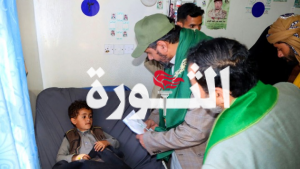 الهادي يطمئن على أحوال المصابين من طلبة مدرسة الشهيد القليسي بصنعاء