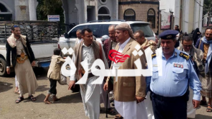 عُباد يتفقد أعمال الأشغال والنظافة والمرور في شارع الزبيري بأمانة العاصمة