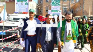 وزير الصحة يدشن مخيم الرسول الأعظم الطبي المجاني في مديرية بني الحارث بالأمانة