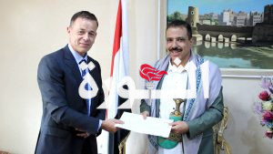 وزير الخارجية والمغتربين يتسلم أوراق اعتماد الممثل المقيم الجديد لبعثة اللجنة الدولية للصليب الأحمر