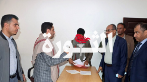 وزير العدل وحقوق الإنسان يتفقد أقلام التوثيق العقاري بأمانة العاصمة ومحافظة صنعاء