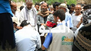 هيئة الزكاة توزيع مساعدات للمتضررين من السيول في وصاب السافل بذمار