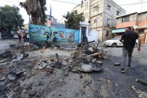 استشهاد مواطنين فلسطينيين بينهم طفل في مخيم نور شمس