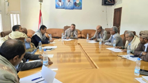 وزير الخدمة المدنية يلتقي رئيس وأعضاء لجنة الإصلاح الإداري بمجلس الشورى